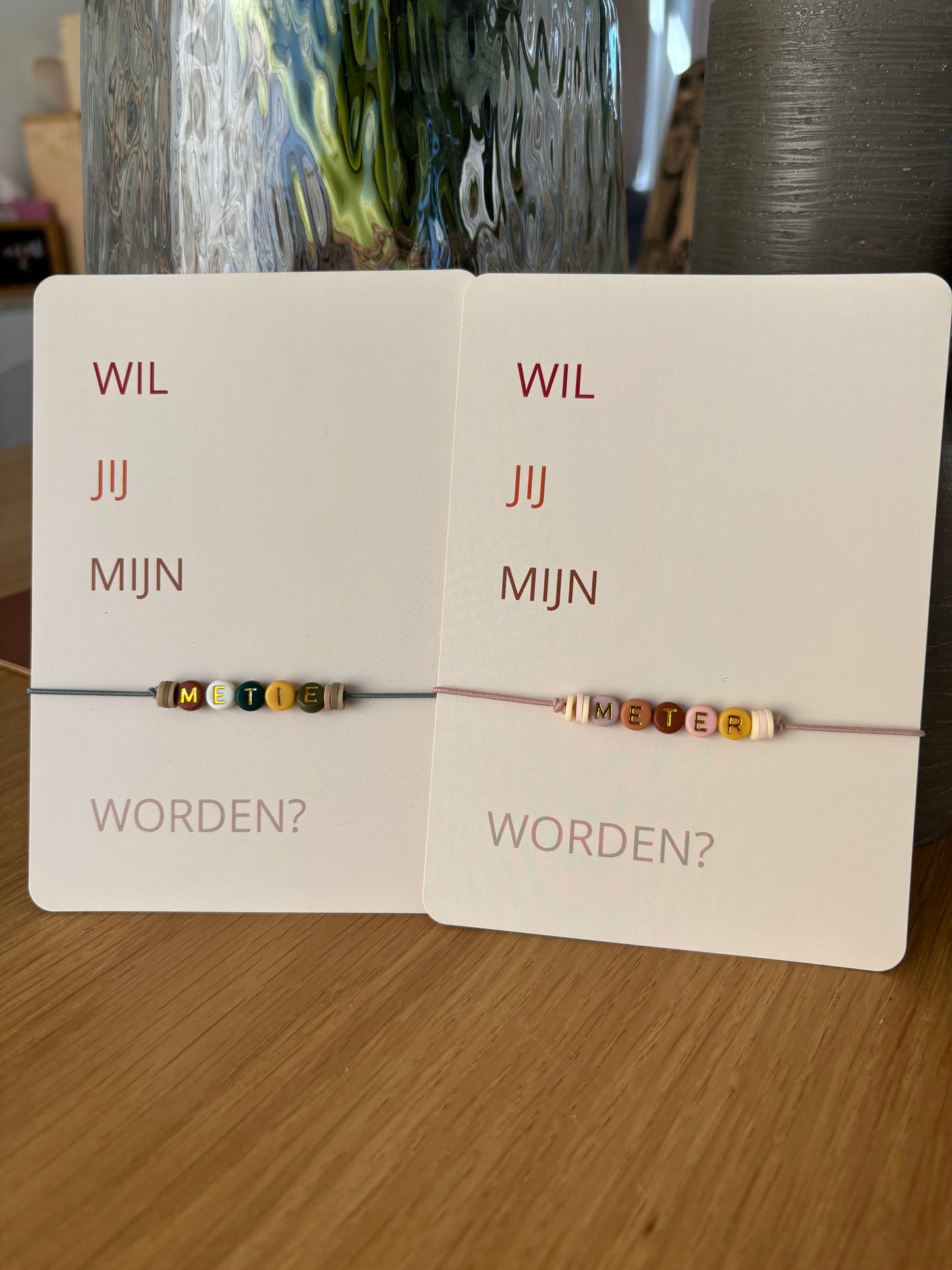 Armbandje: wil jij mijn ... worden?